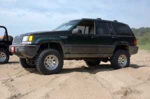 Jeep Grand Cherokee Suspension Lift Kit - Rough Country - 4 Inch X-Series - '93-'98